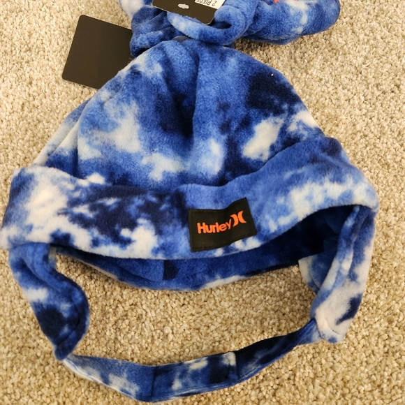 New with tags! Toddler Boy's 2pc Hurley Hat and Gloves in Midnight Navy - Picture 3 of 4